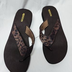 Rockin Diego Women's Leopard Print Flip Flops Size 7
